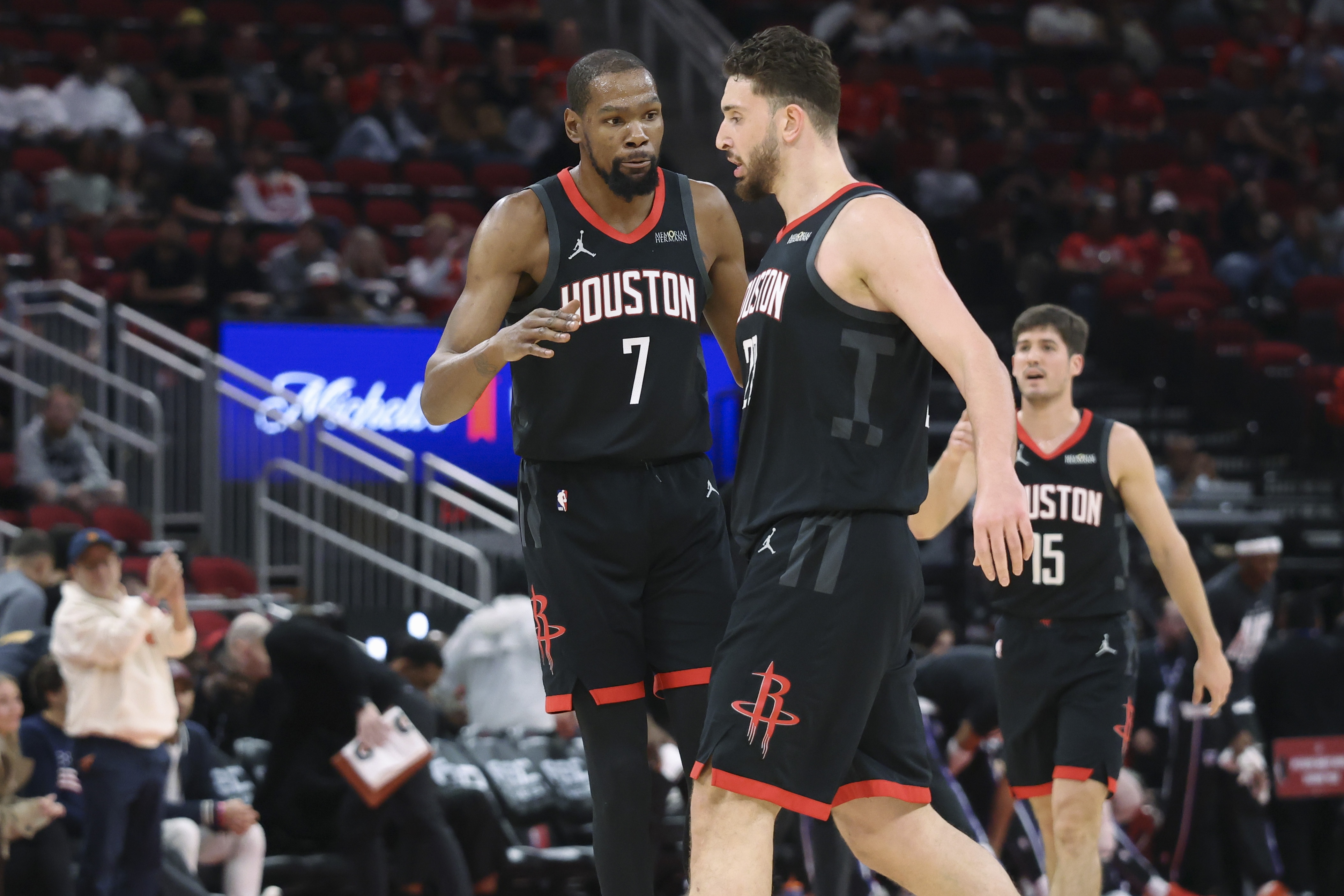 世界杯高清赛事直播入口-体型&amp;篮板托底！火箭超6成胜率拿到第40胜 KD带5个年轻人长线成长